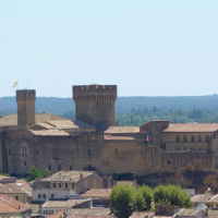 Histoire Forteresse l'Emperi Salon de provence OBI 1